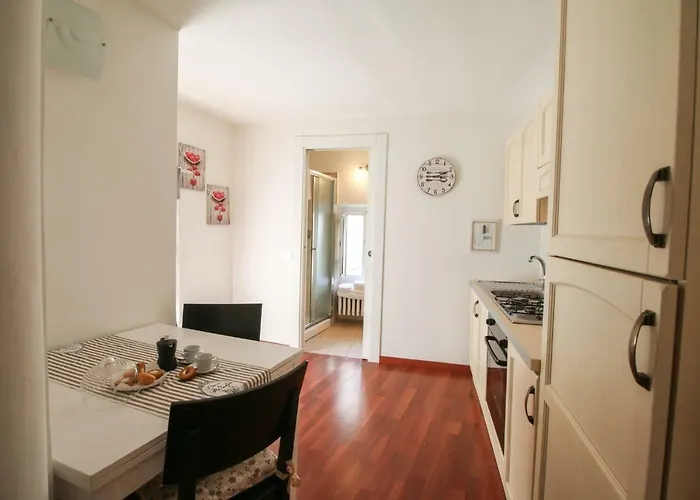 Casa Chiasso Cacace *